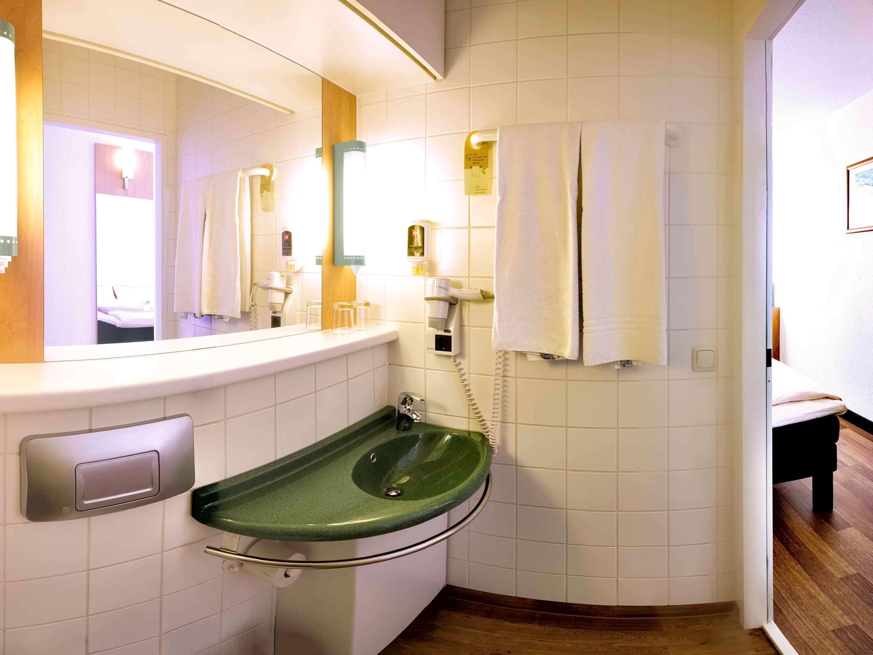 Ibis Linz City Екстериор снимка