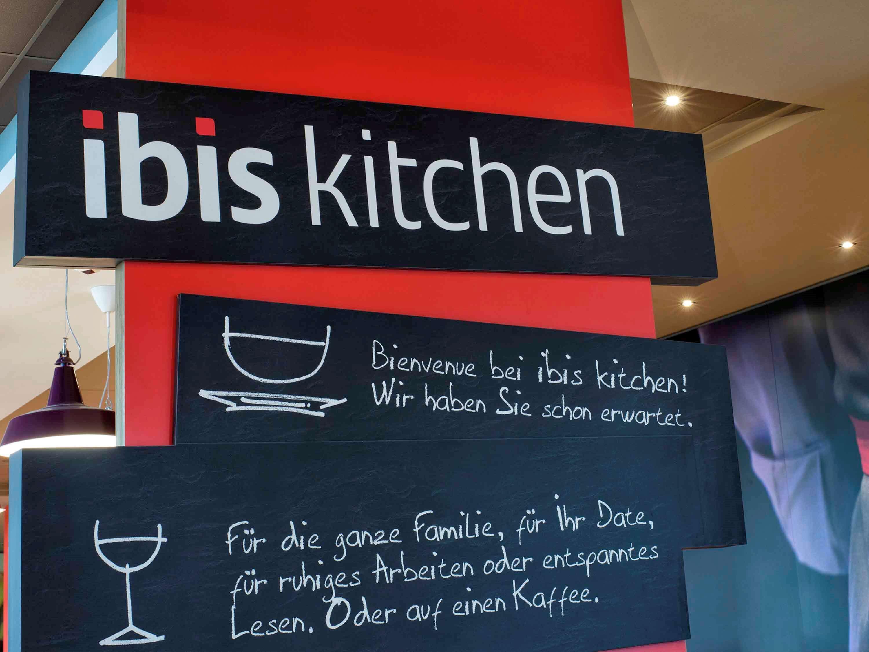 Ibis Linz City Екстериор снимка