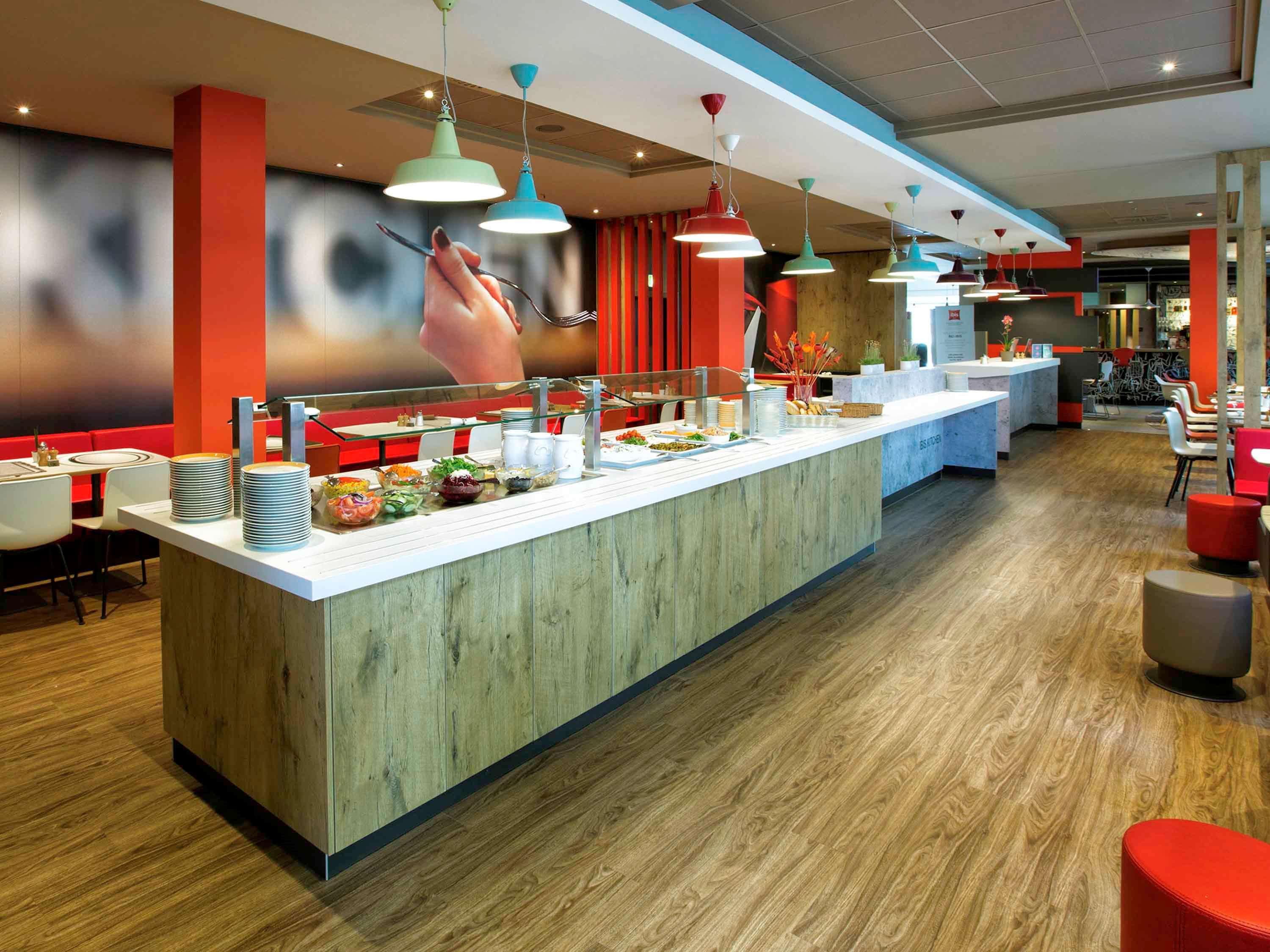 Ibis Linz City Екстериор снимка