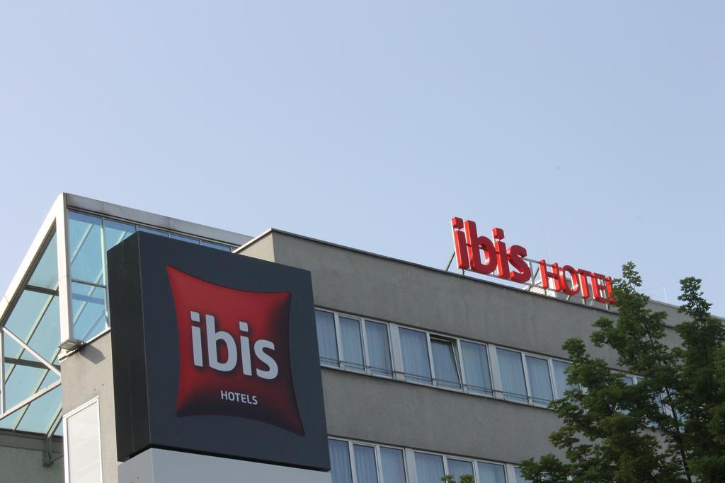 Ibis Linz City Екстериор снимка