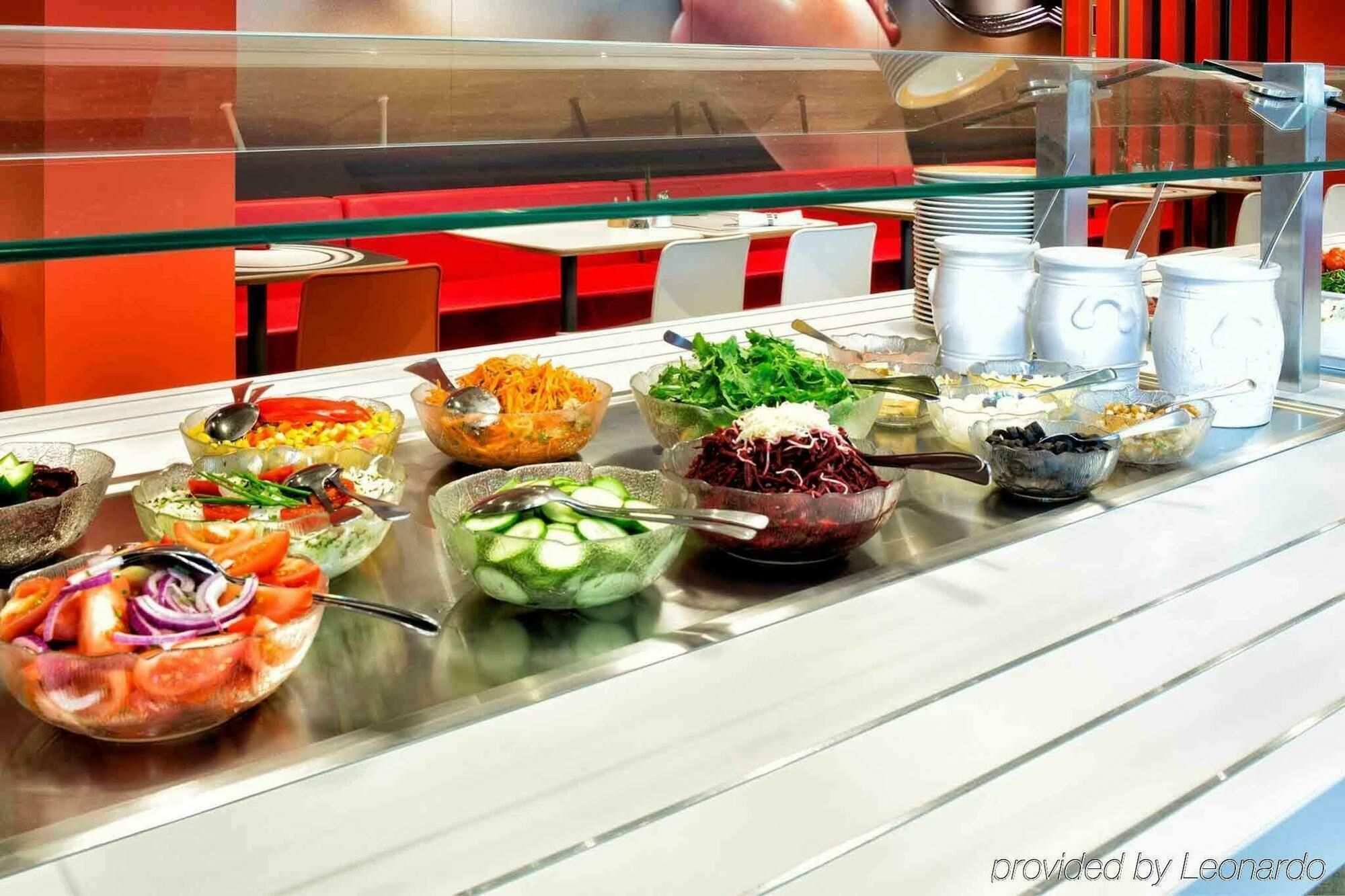 Ibis Linz City Екстериор снимка