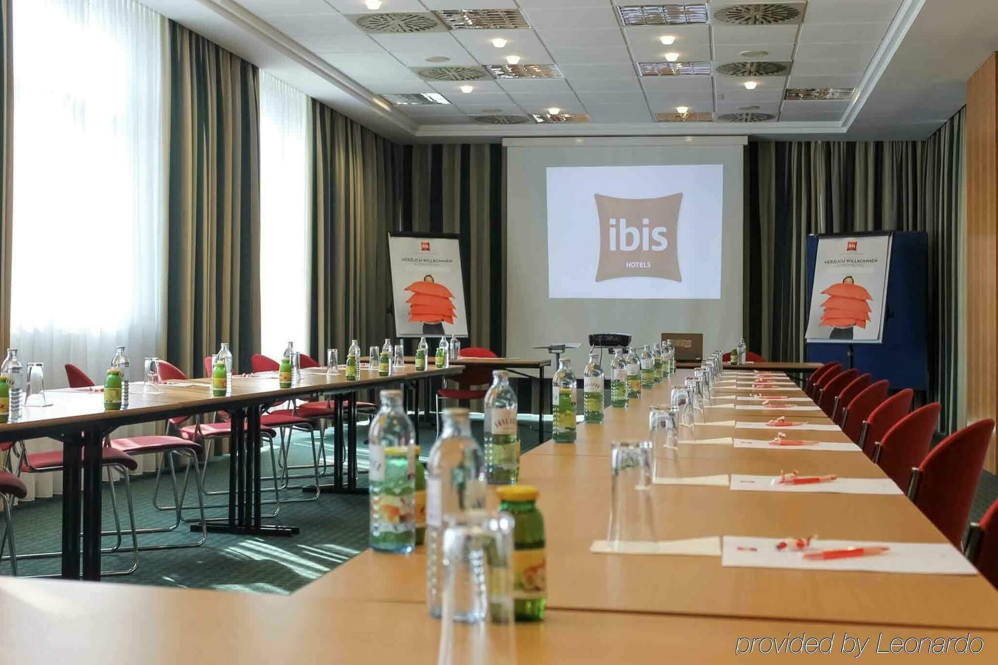 Ibis Linz City Екстериор снимка